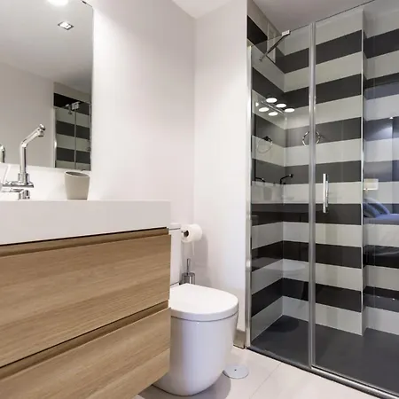 Dachgeschosswohnung Neben Dem Marienplatz * München